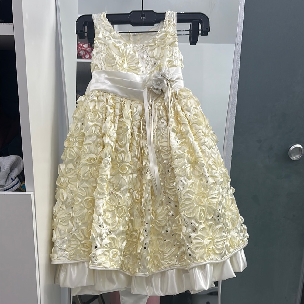 Elegant Cream Floral Kids Dress